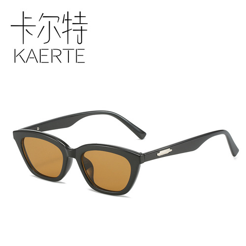 Retro cat-eye black square sunglasses for women, high-end ins European and American sunglasses, sun protection, street photography, concave shape