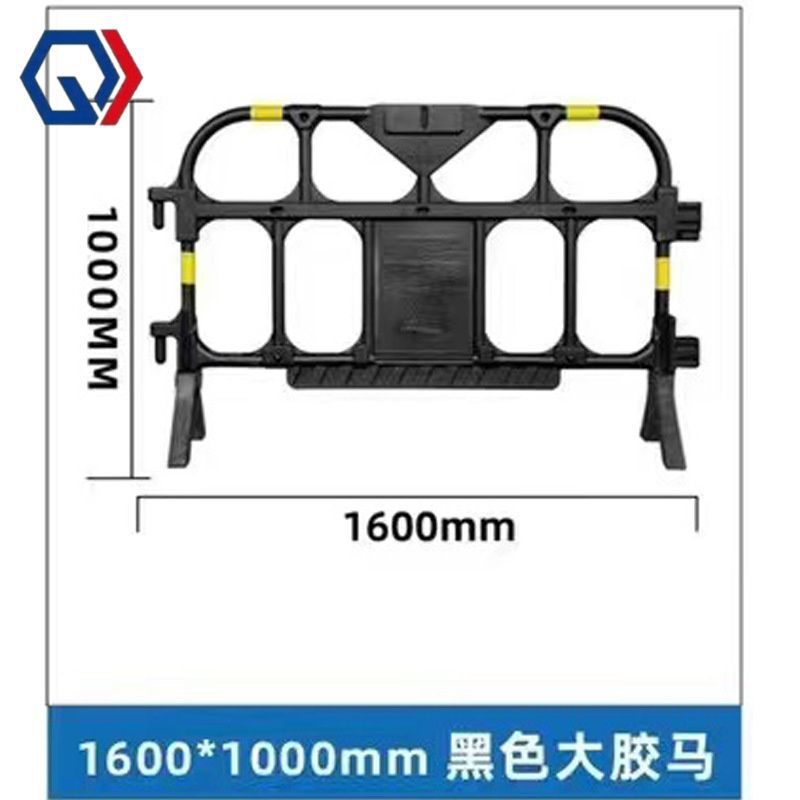 Qingdi Water Horse Barrier Manufacturer Construction Roadblock Road Fence 1.8m Blow Molded Three-Hole Water Horse Plastic Water-Filled Barrier