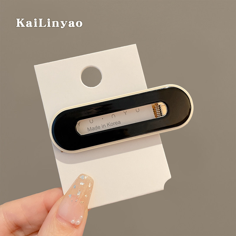 Blanco y negro simple clip para el cabello de mujeres ins estilo nicho sentido de diseño de una palabra clip para el cabello de la frente de cabello fruncado joyería clip para el cabello