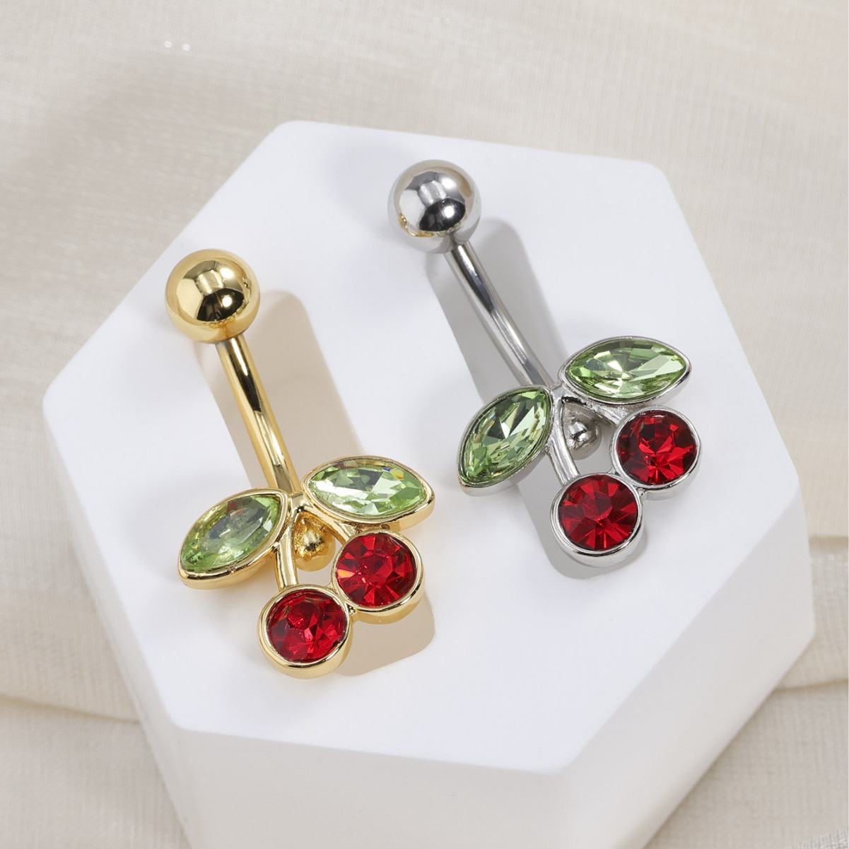 Direkt vom Hersteller: Punk-Style Bauchnabelpiercing aus Edelstahl mit Strasssteinen und roter Kirsche – einfach anzulegen_voghion.com