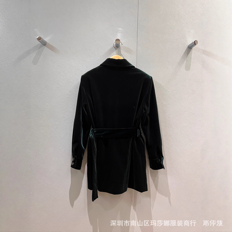南油秋冬新款洋气翻领四口袋绿色丝绒连衣裙经典收腰系带显瘦中裙|undefined