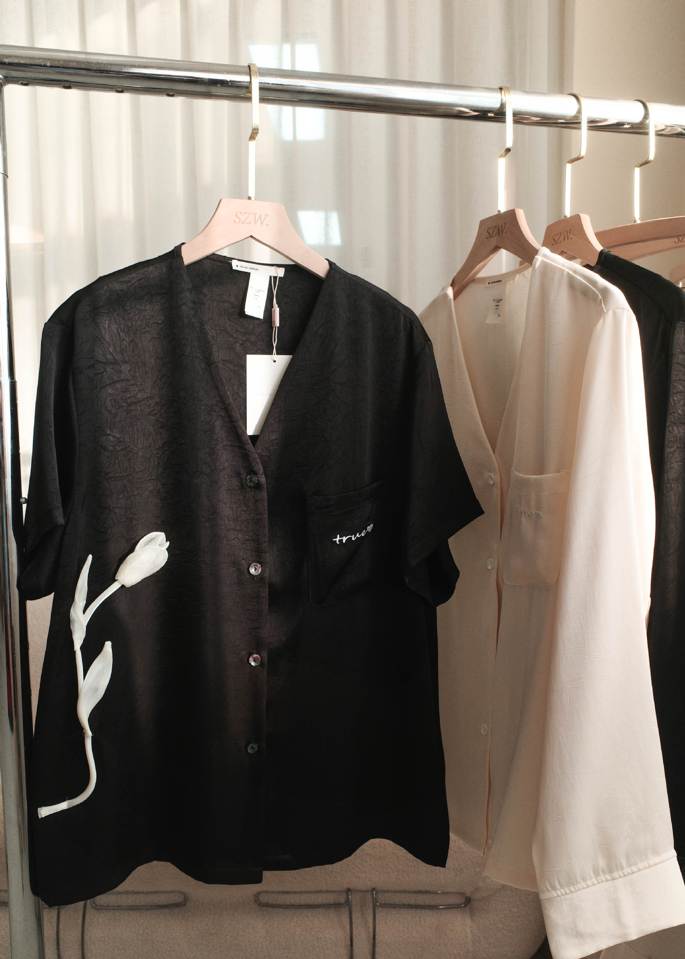 튤립 블랙 반팔 반바지