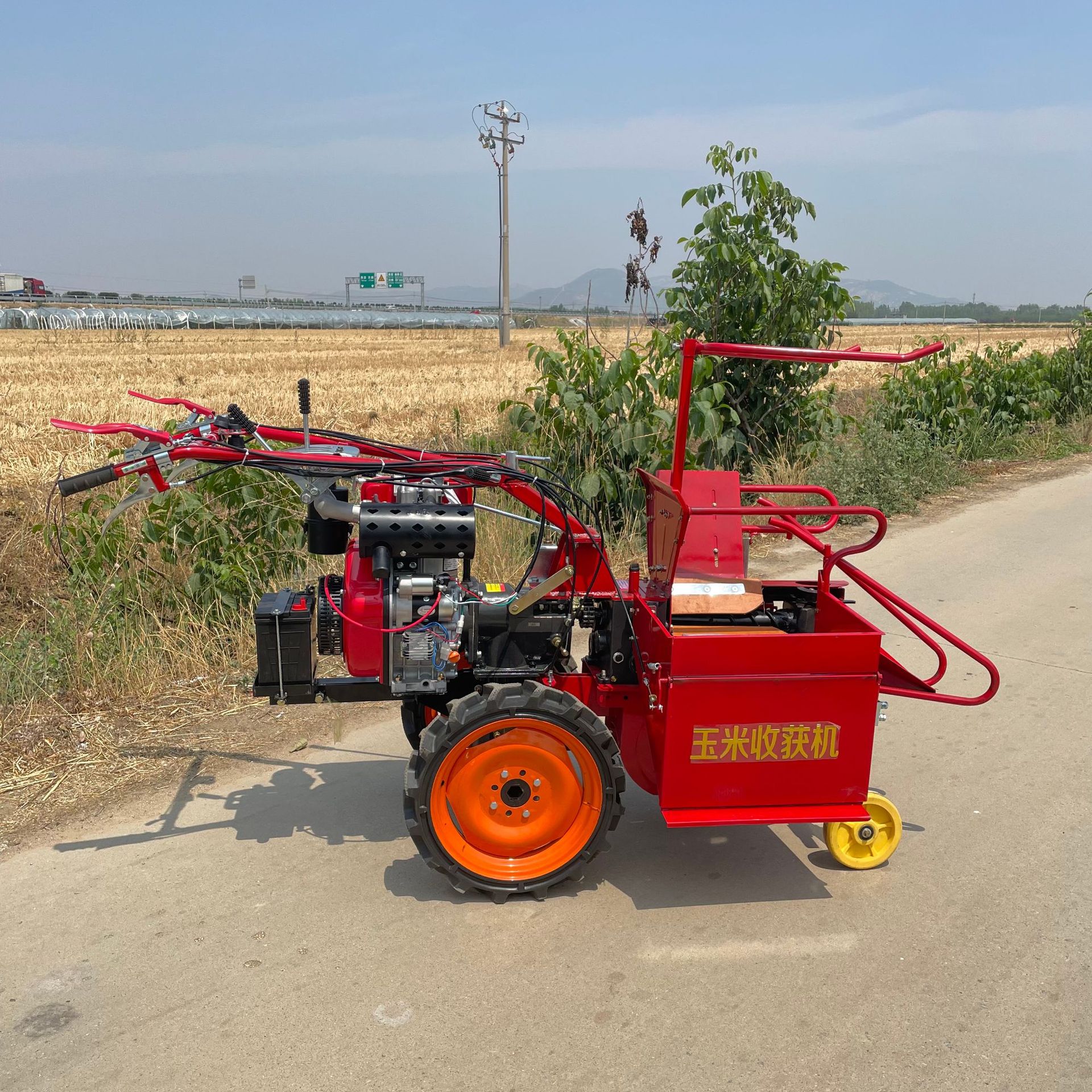 梯田作业柴油大马力玉米收获秸秆粉碎一体机可调留茬高度