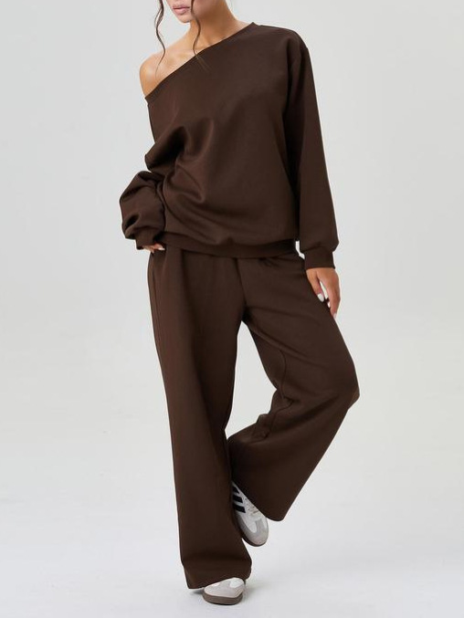 A new Amazon sporty and casual two-piece set with a slanted shoulder design for autumn and winter