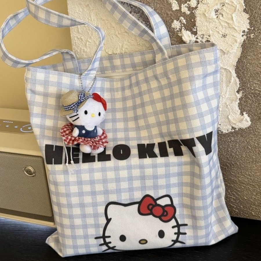 New Kitty summer lightweight and versatile tote bag, perfect for outings, featuring a cartoon design, suitable for office workers, and ideal for carrying everyday essentials and as a casual bag