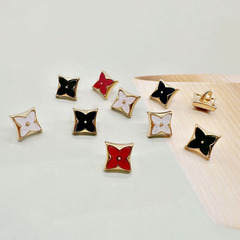 Small floral metal buttons, clover point oil buttons, shirt buttons, open jacket, rhombus tall foot decoration buttons