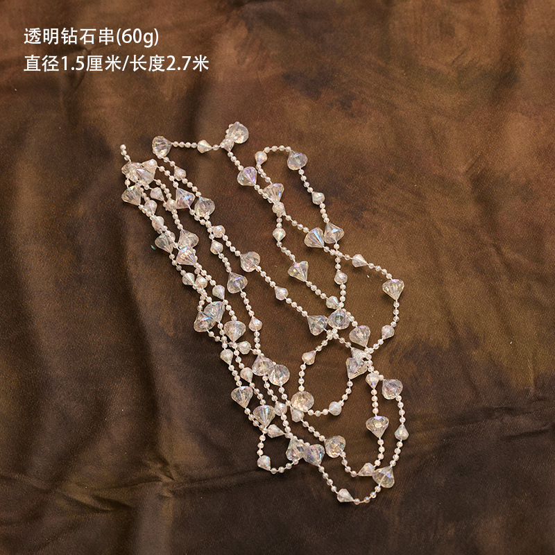 Cadena de diamantes transparente