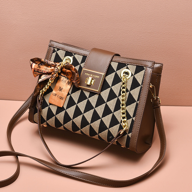 Summer capacious shoulder bag