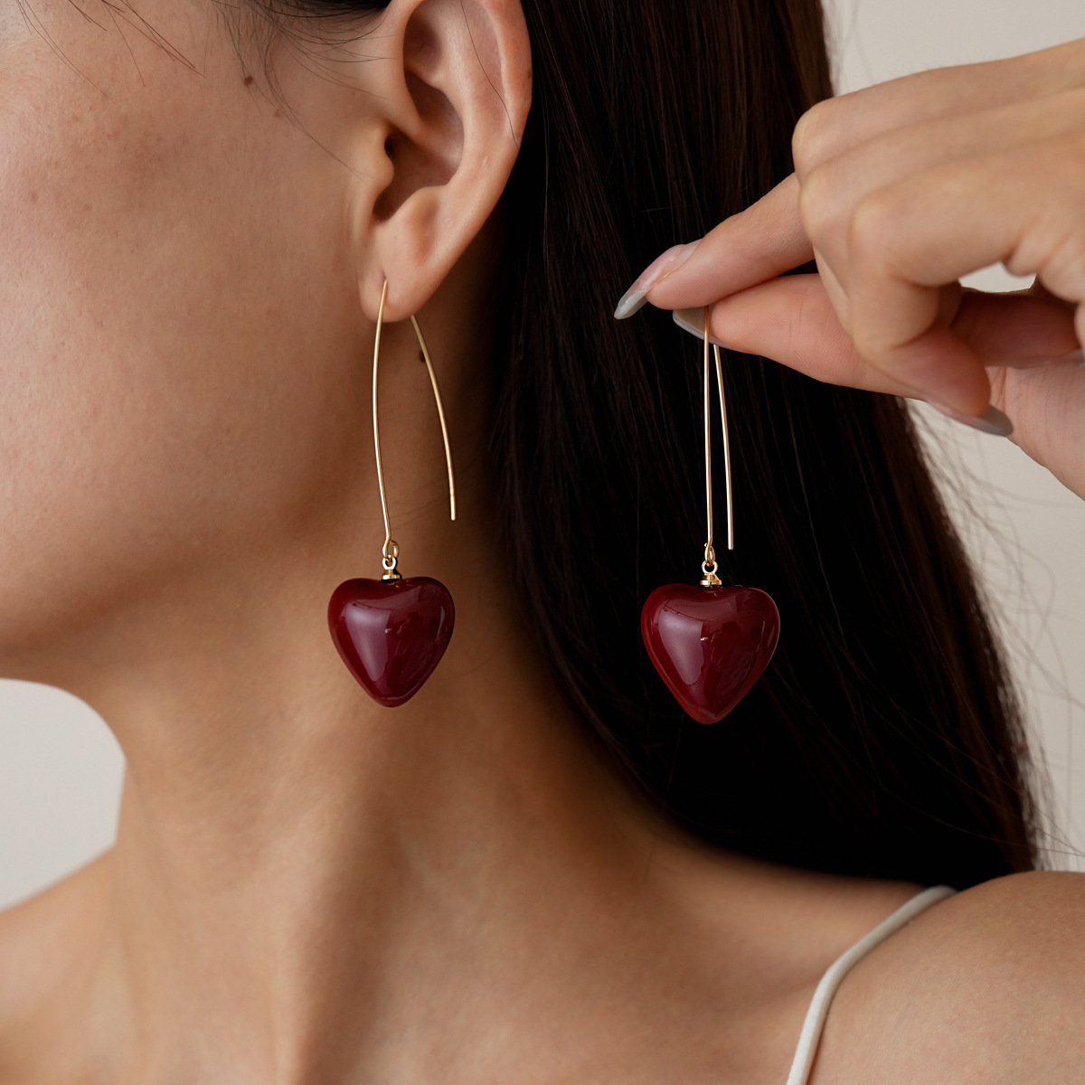 Europa y América retro transfronteriza perla amor gancho de orejas vacacionales estilo de estilo elegante pendientes nicho de alta calidad pendientes para mujeres