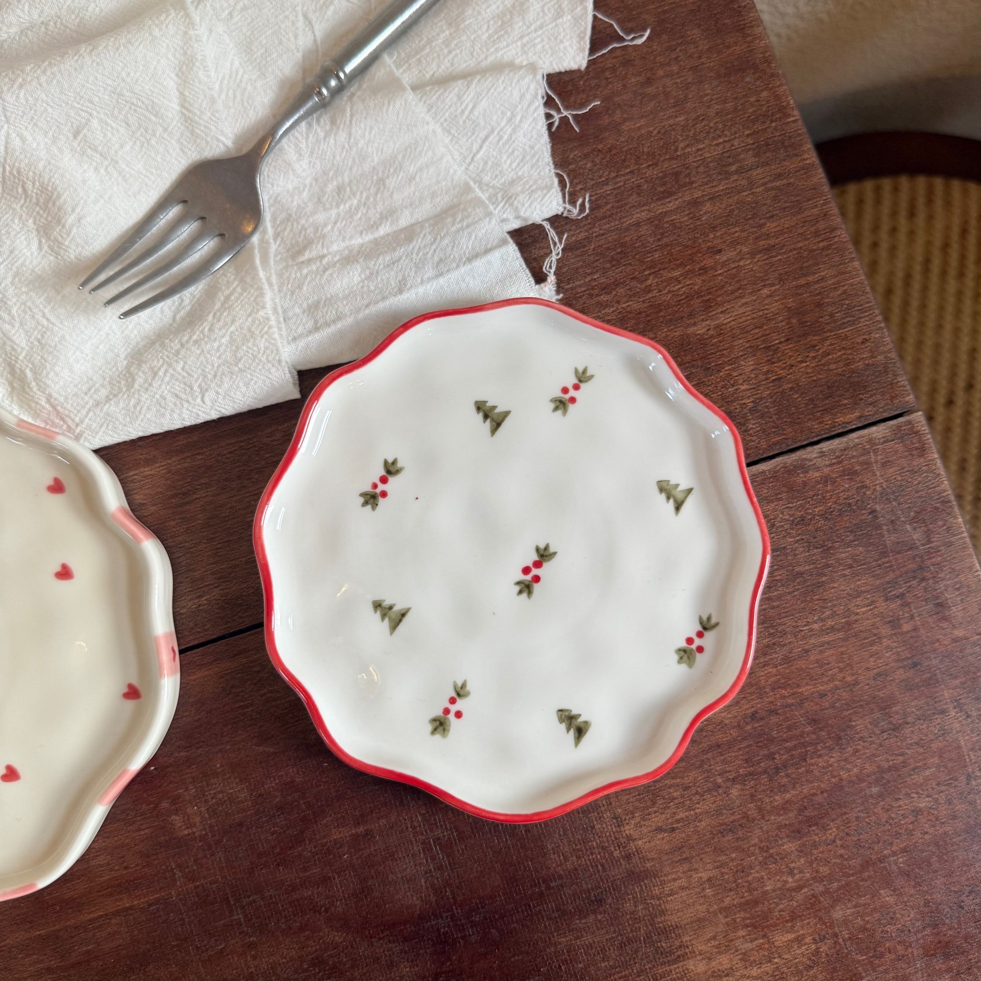 Navidad francesa retro pinza de mano pura pintada a mano taza de café de cerámica plato de alto valor plato de postre de té de la tarde