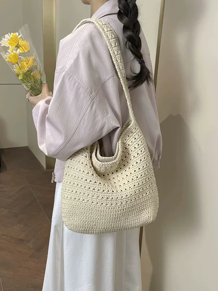 Summer's super popular woven bag for women, 2026 new model, artistic style, knitted holiday beach bag, shoulder and crossbody bag