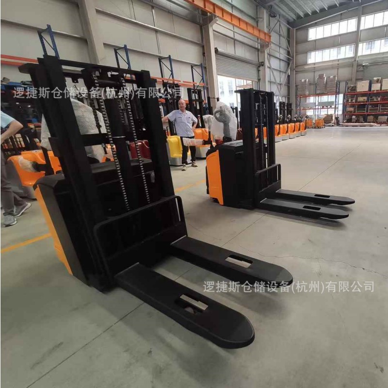 站驾式全电动堆高车液压堆高机踏板式电瓶堆垛车升高举升叉车