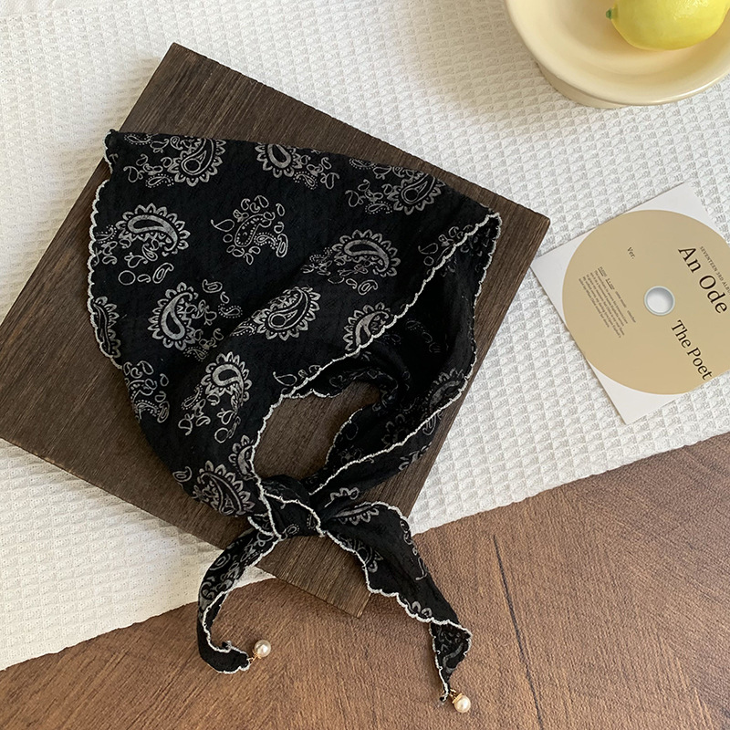Bufanda triangular, cintura, nuevo estilo, protección para el cuello, bufanda pequeña, colgante de perlas, bufanda de seda, bolsa de flores con sentido avanzado, pañuelo en la cabeza, cinturón para el cabello al por mayor