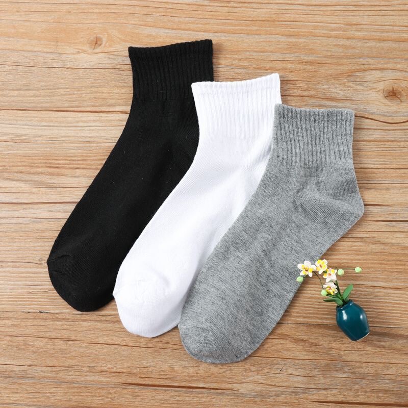Men's Classic Black, White, and Gray Three-Color Daily Disposable Socks, No-Wash, Anti-Odor, Mid-Calf Socks for Business Trips and Travel