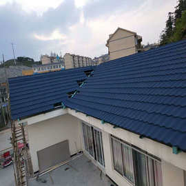 南宁彩石瓦生产厂家 农村屋面改造项目 平改坡  木屋轻钢房屋挂瓦