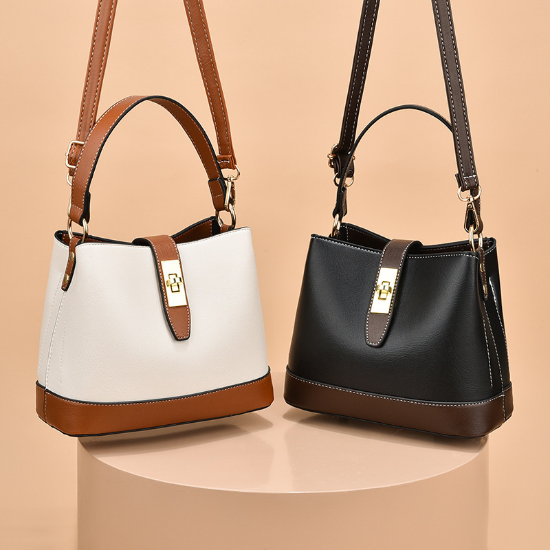 Women's Bag Foreign Trade New Simple Winter Korean Cross-border Fashion Women's Bag Shoulder Crossbody Cyber Celebrity Bucket Small Bag Women's Bag Foreign Trade New Simple Winter Korean Cross-border Fashion Women's Bag Shoulder Crossbody Cyber Celebrity Bucket Small Bag
