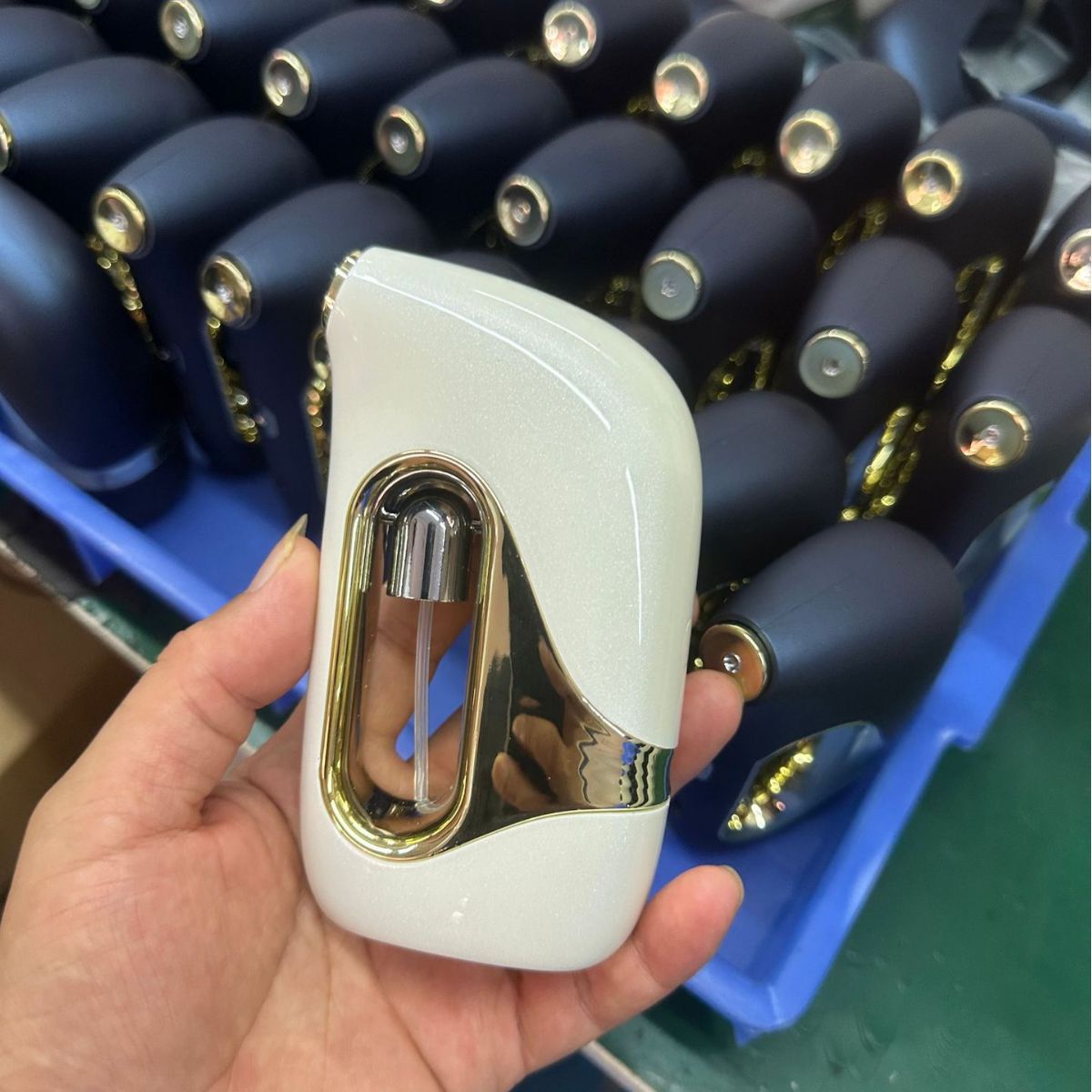 Oxygen Injection Device, Beauty Equipment, Home Facial Hydrating Essence Introduction Water Oxygen Device, Handheld Nano Skin Beauty Salon