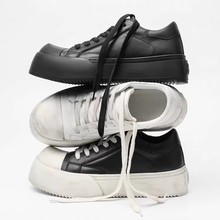 潮牌弧月系列时尚做旧板鞋男美式通勤翘头德比鞋厚底大头小白鞋女