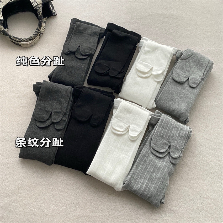 Brand universal Tabi