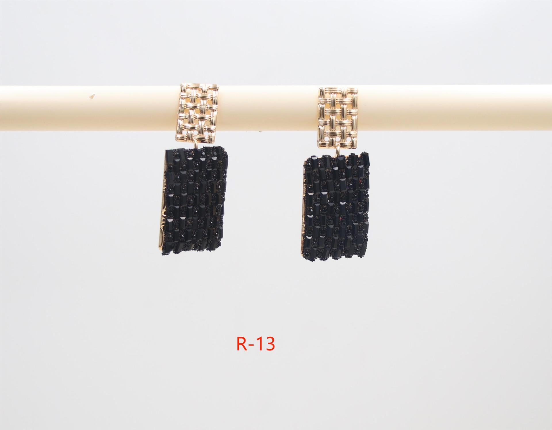 17g Weight Steel needle Ear Needle Material Glass Inlay Material Drop Earrings Classification 1 Pair Quantity Holiday, Daily Occasion Mixed materials Material Rectangle Pattern Women's Gender Inlay Design Simple Style Style 1 Pair Simple Style Rectangle Inlay Mixed Materials Glass Drop Earrings 13