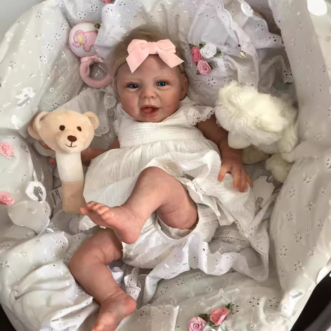 Cuerpo de tela de 22 pulgadas Hani Rebirth Doll Simulación Bebé Suministro transfronterizo Una generación