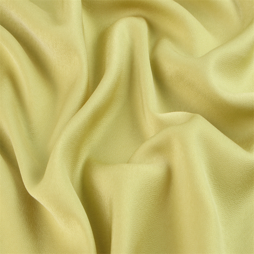 New Chinese-style fabric imitating acetate rayon with a smooth, soft plush texture, suitable for spring, summer, autumn, winter dresses, fashionable fashion fabric.