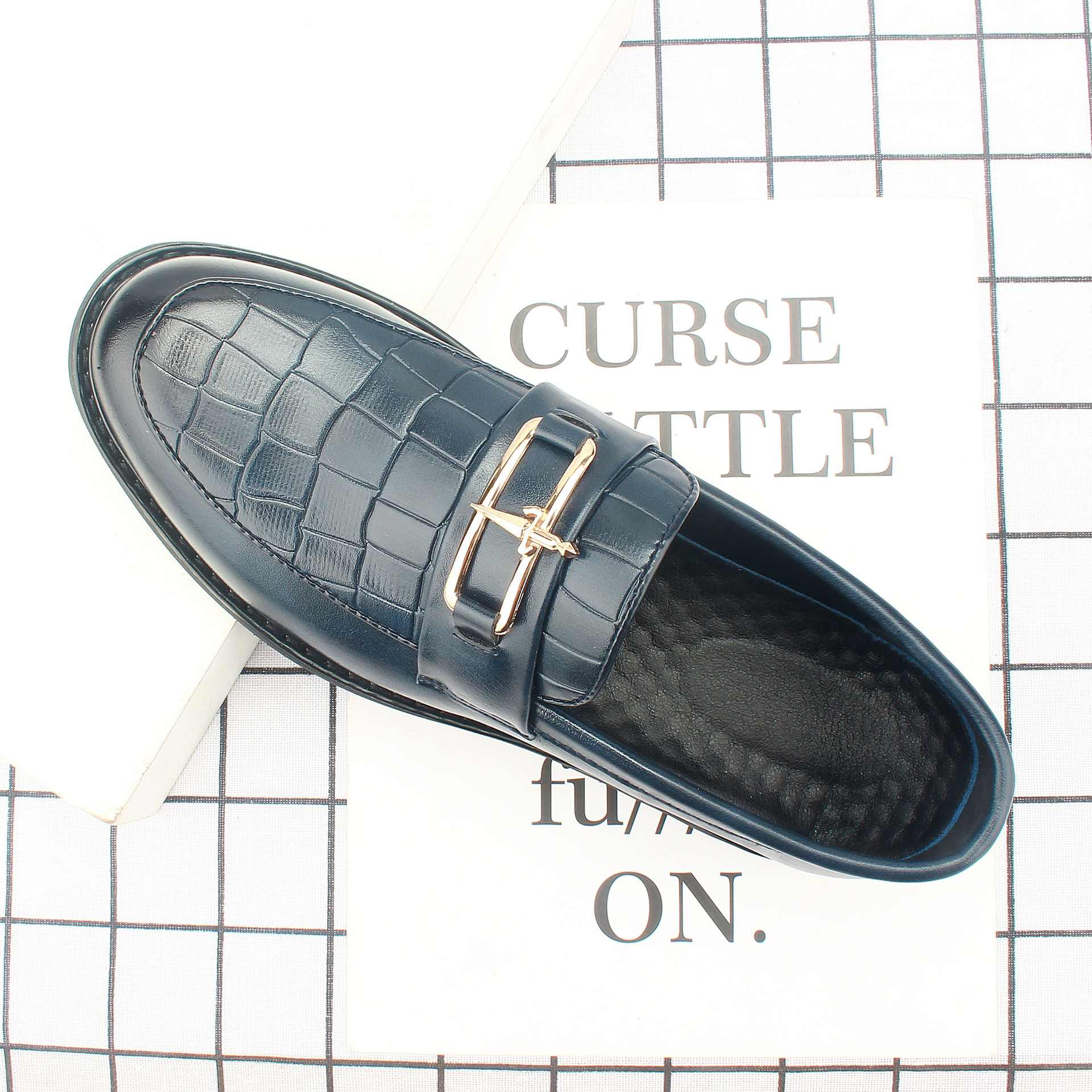 2022�¿�����ƤЬ��ʿ�����ٴ��ָ�ЬӢ����������һ�ŵ���Ь371