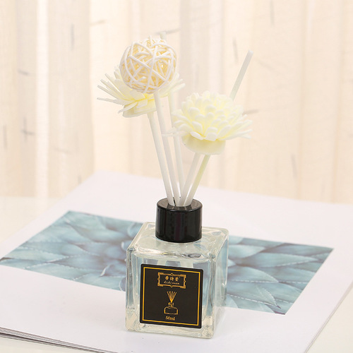 Xiao Sifang Fireless Aromatherapy Essential Oil Set Indoor Toilet Deodorizing Air Freshener Aromatherapy Manufacturer Wholesale
