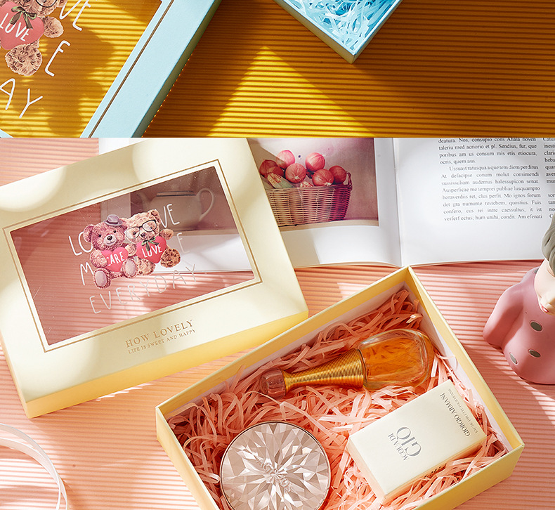 卡通小熊礼品盒