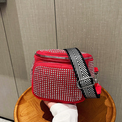 亮鑽水桶小包包女2024春季新款質感大容量休閒少女韓版單肩斜挎包