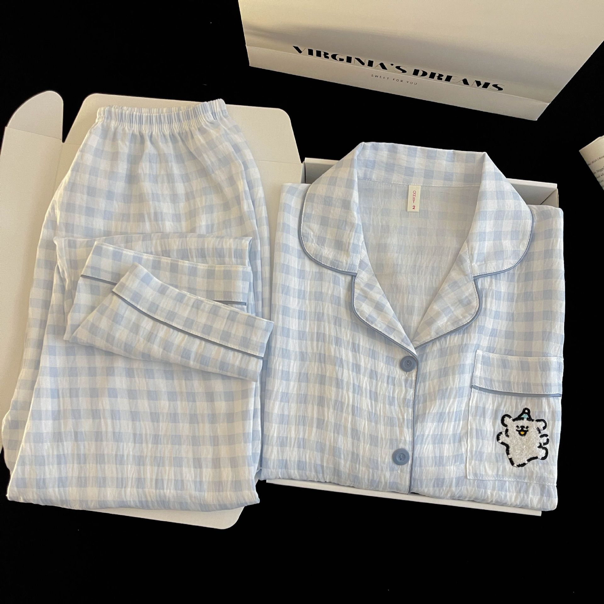 Al por mayor transfronterizo nueva primavera y otoño en línea explosión nubes de algodón dulce pijamas de manga larga pantalones largos ropa para el hogar dos conjuntos