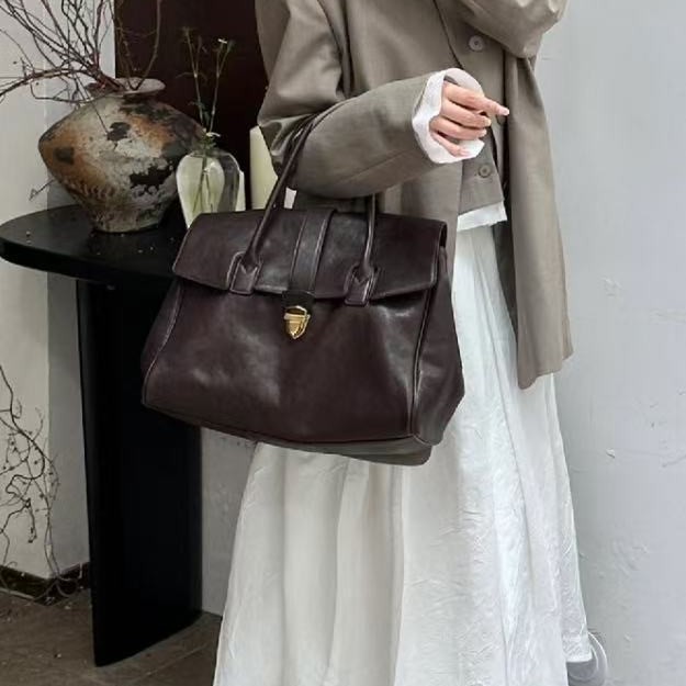 [Celebrity Style] Qiuzhen Women's Genuine Leather Vintage Large Capacity Commuter Vegetable-Tanned Cowhide Briefcase - Thumbnail 2