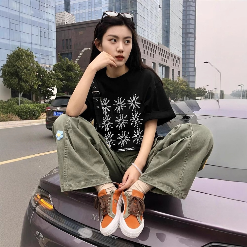 韩系黑色太阳花印花短袖t恤女夏季宽松设计感小众百搭休闲上衣潮