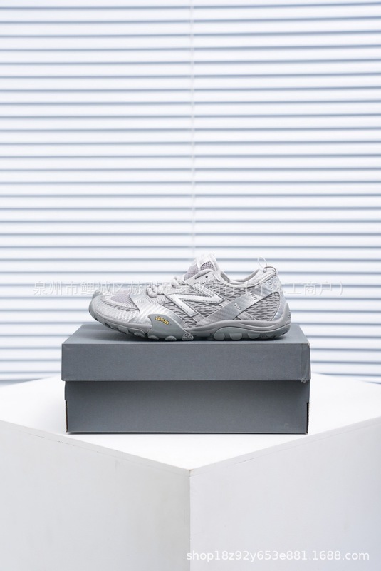 新款XC版 Balance NB MT10O 舒适时尚 减震耐磨 低帮 生活休闲鞋|undefined