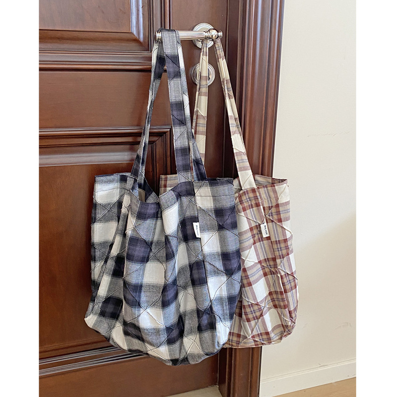 Korean Style Artistic Plaid Color-matching Magnetic Canvas Tote Bag Student Commuter Little Red Riding Book Ins Large Capacity Tote Bag