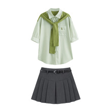 ���b����һ������������r��Ů���к��s���b��ȹ�Ӄɼ����b2011