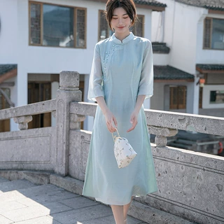 2024年新中式刺绣连衣裙春夏改良旗袍奥黛长款复古文艺禅意茶服女