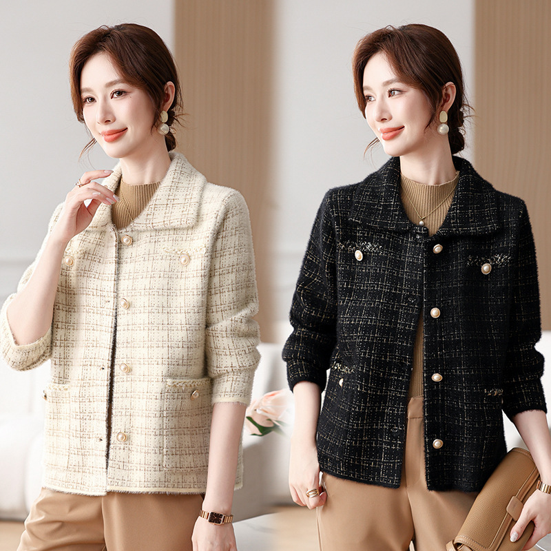 Western Style Mother's Autumn Coat Chanel Style Lapel New Arrival Women's Spring and Autumn Elegant Jacket Top Western Style Mother's Autumn Coat Chanel Style Lapel New Arrival Women's Spring and Autumn Elegant Jacket Top