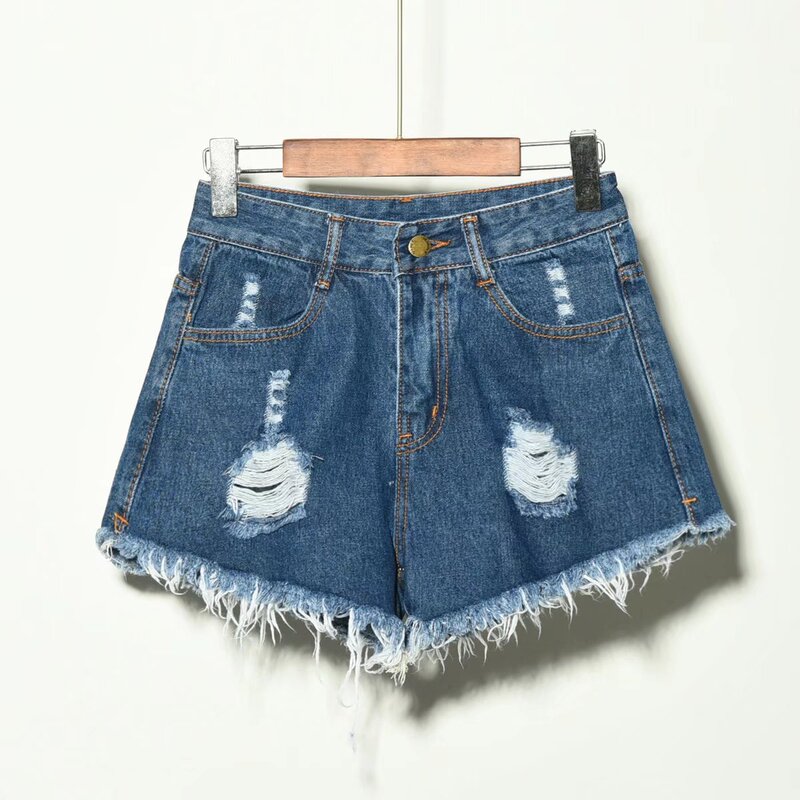 Yi I clothes a large number of spot fat MM180 kg hole tassel burrs worn large size denim shorts hot pants summer Women