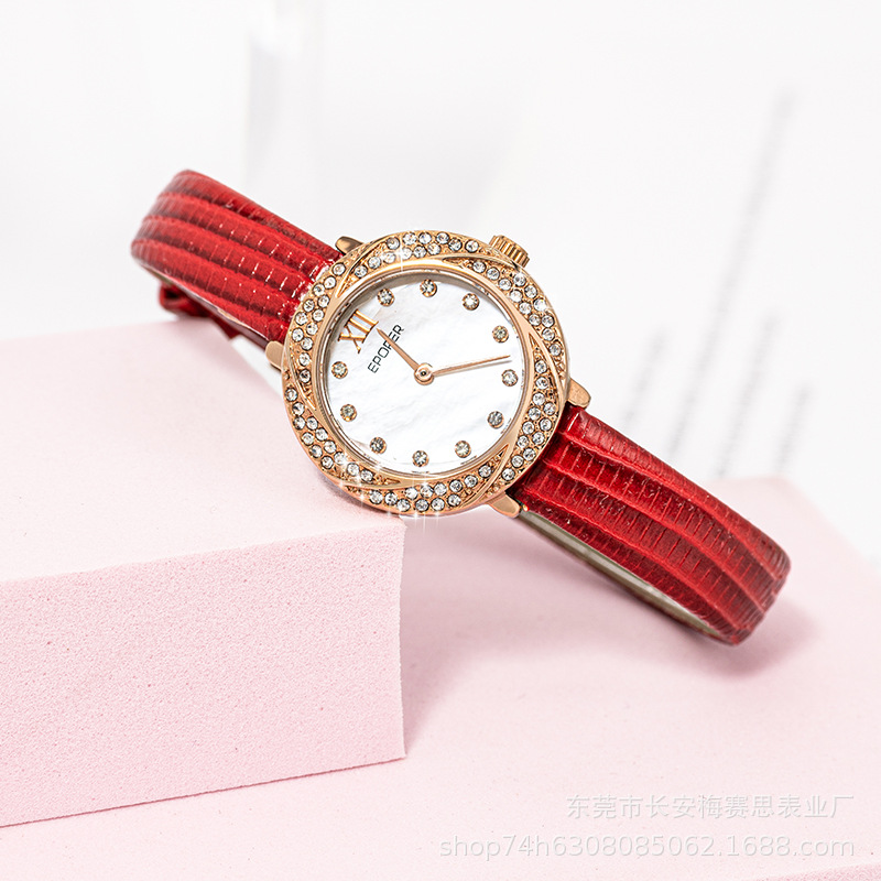 新款满天星玫金圆盘镶钻贝母女士高端轻奢真皮表带通勤防水女腕表