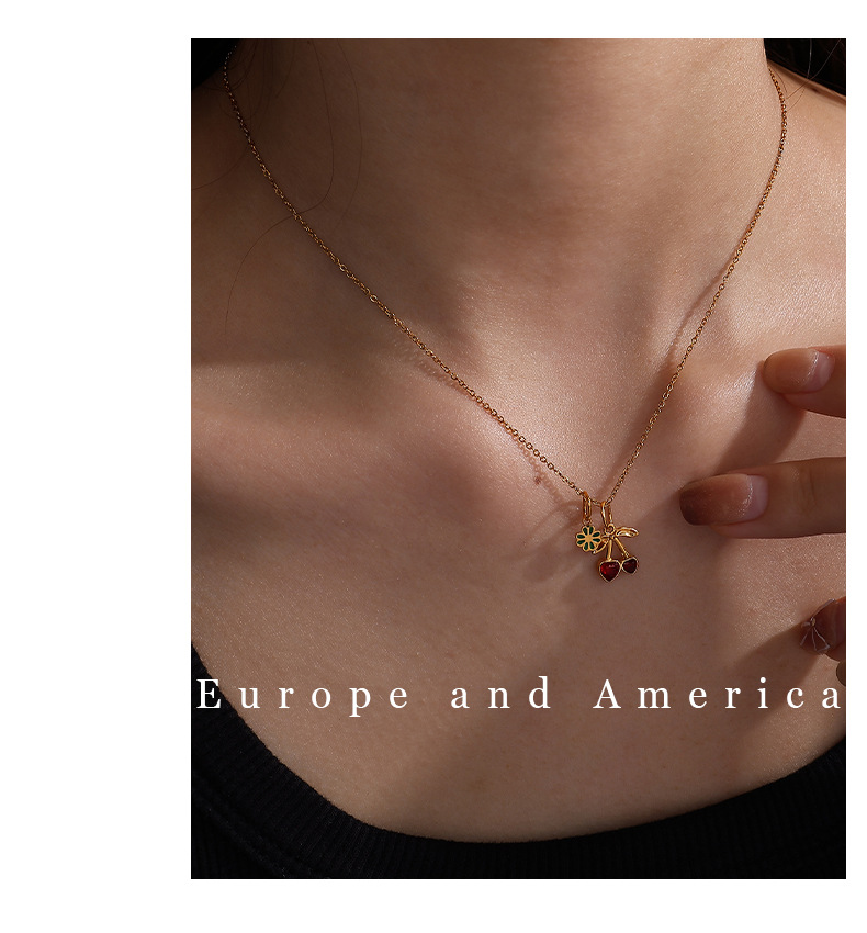 Women's Gender 1 Piece 304 Stainless Steel PVD Coated Real Gold Plated Maple Leaf Cherry Polished Pendant