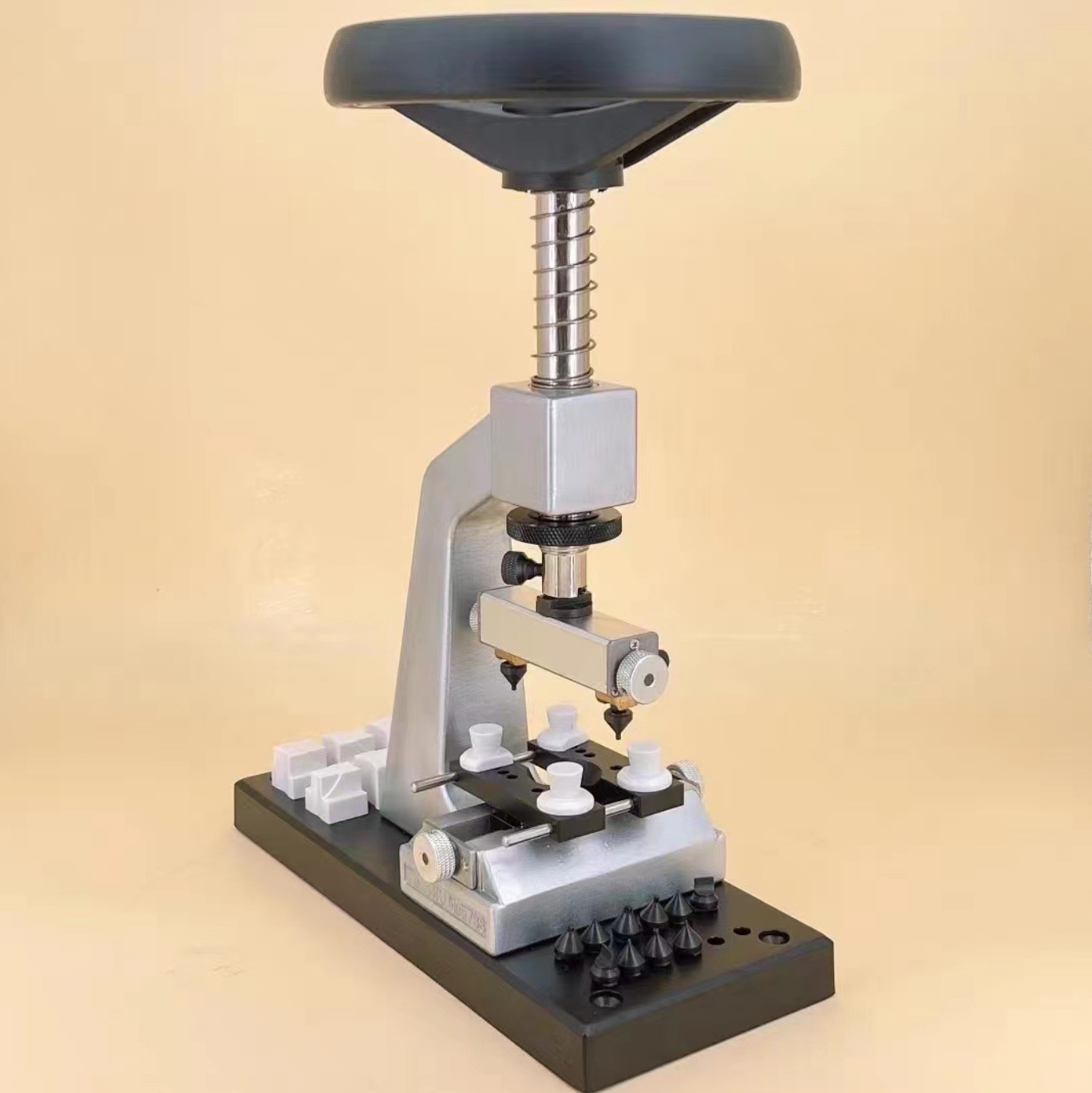 修表工具 腕表5700手表开 多功能开盖器 多规格开底头 开螺芽后盖