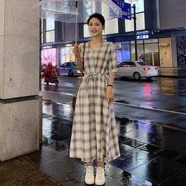 小雏菊少女泡泡袖连衣裙女夏2023新款法式小众长裙赫本风碎花裙潮