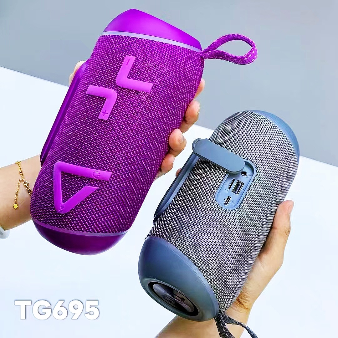 Transfronterizo portátil TG695 altavoz Bluetooth tarjeta de regalo de gran volumen TWS pareja de movimiento dinámico subwoofer