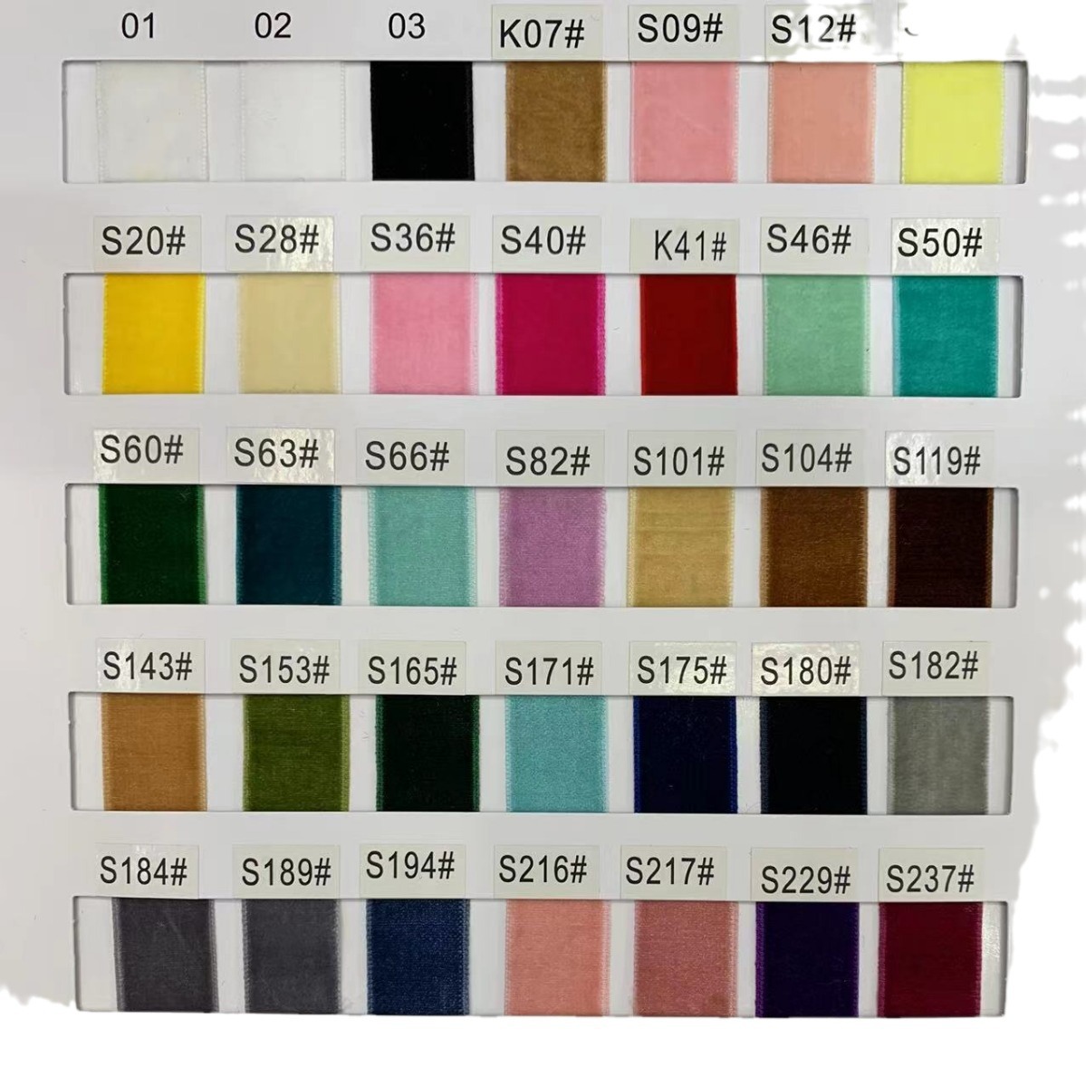 Stock 1.5cm / 2cm / 2.5cm unilateral cinta de terciopelo de terciopelo de color diy arco hecho a mano