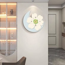 2025新款钟表挂钟客厅挂表网红装饰钟家用创意时钟挂墙简约奶油风