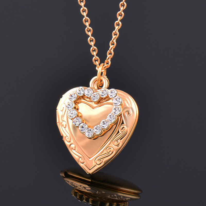 Fashion Heart Shape Titanium Steel Gold Plated Rhinestones Necklace