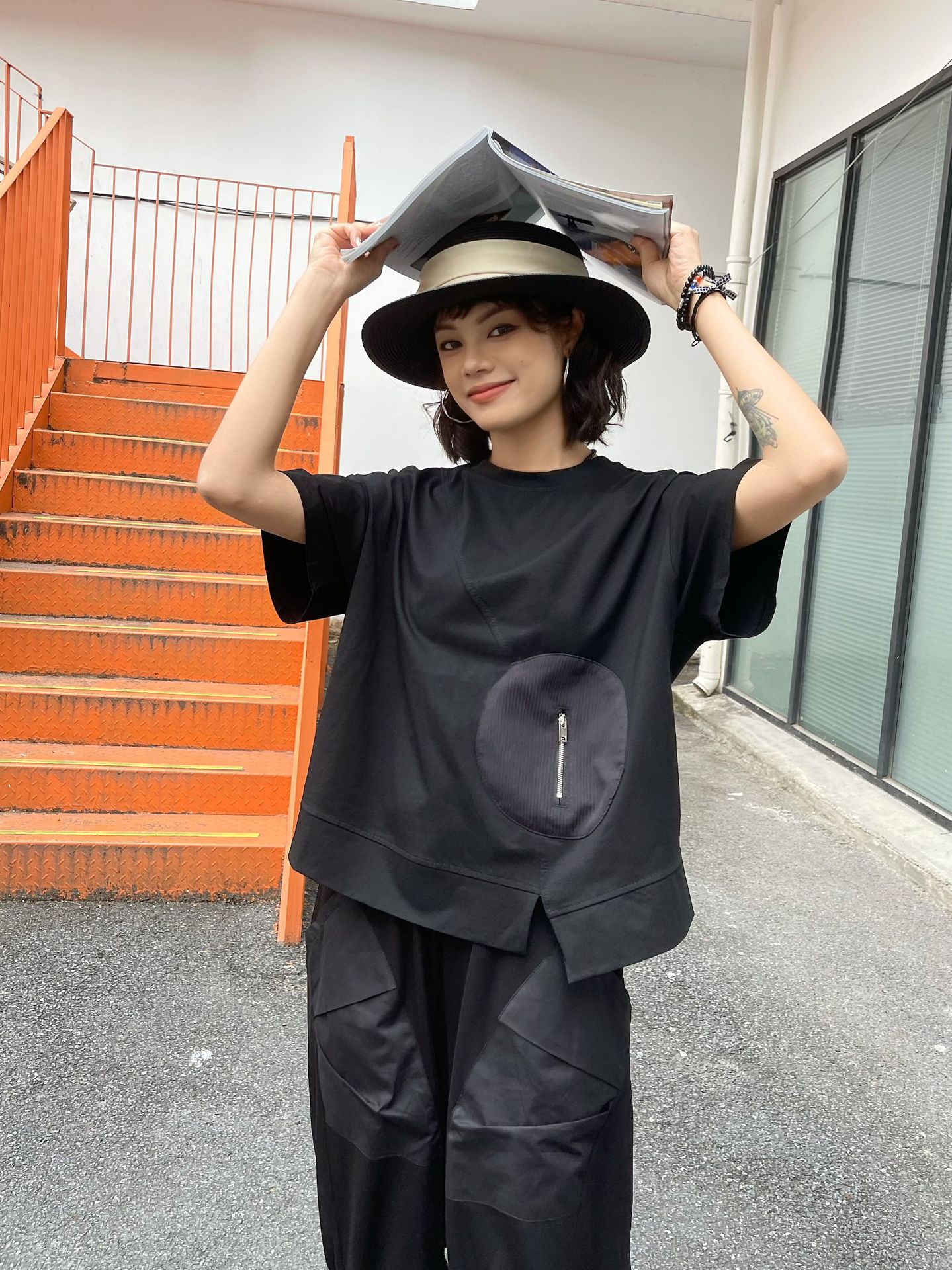 250373暗黑系山本风潮女装夏季新款不规则口袋拉链圆领短袖T恤潮 pic 2