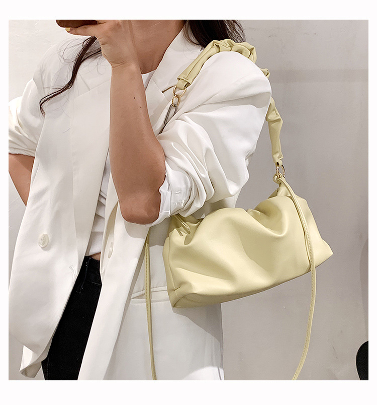 Western Style Pleated Chain Cloud Bag Female Summer 2021 New Fashion Simple Shoulder Underarm Bag Crossbody Dumpling Bag display picture 20