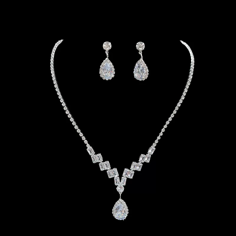 Zirconium, fashionable necklace and earrings, jewelry, high-quality style, diamond encrusted